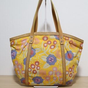 ❗️No Available❗️Chanel Yellow Flower CC Canvas Camellia Summer Tote Shoulder…